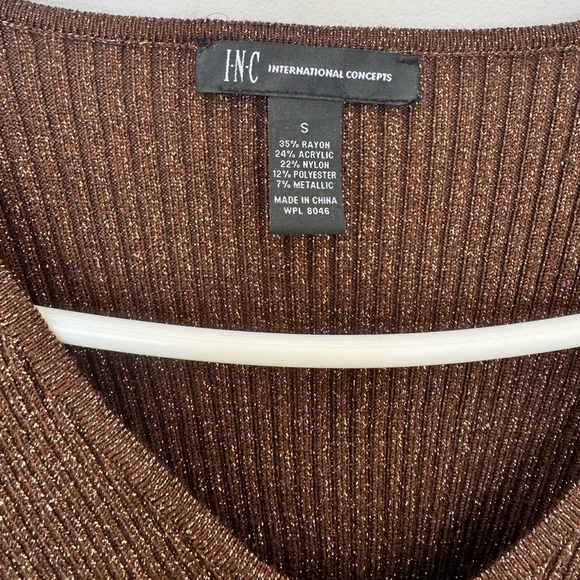 INC International Concepts Bronze Metallic Brown Gold Ribbed V-Neck Sweater - Picture 4 of 7